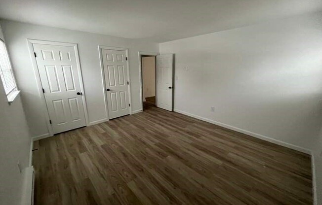 2 beds, 1 bath, 850 sqft, $2,350, Unit 28