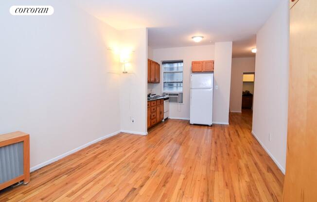234 E 14 ST