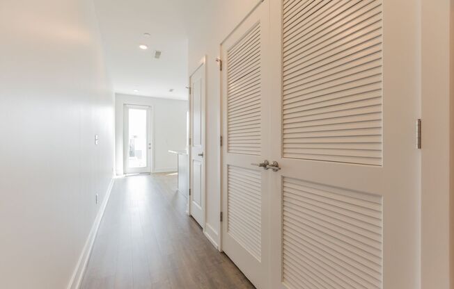 1 bed, 1 bath, 787 sqft, $1,775, Unit Unit 510