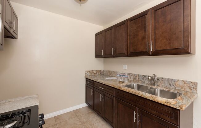 1 bed, 1 bath, 700 sqft, $1,895, Unit 16221-08