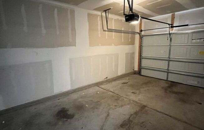 1630 GLACIER DR