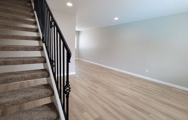 Live and Love this Coastal Condo in Del Mar For Rent Today!