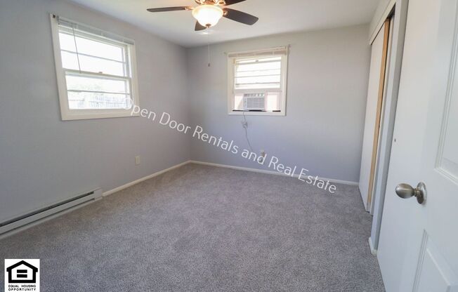 3 beds, 1.5 baths, $1,495