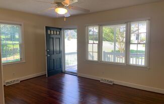 2 beds, 1 bath, $1,650