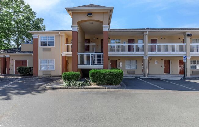 Vivo Living Forest Hills