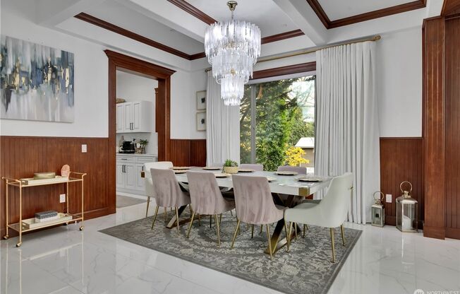 Exquisite Custom-Built 6 Bedroom 5.5 Bath House in Kent