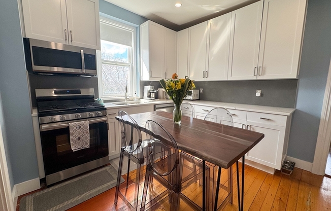 137 WALNUT ST