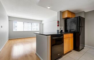 1225 13th St NW