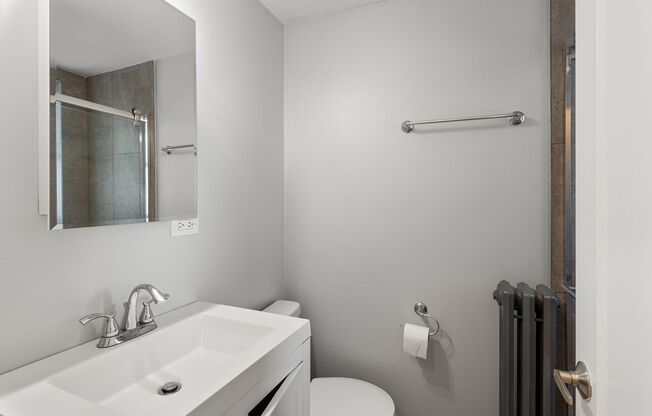 1 bed, 1 bath, 446 sqft, $1,750, Unit 607