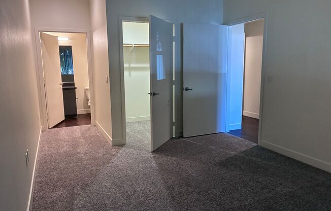 2 beds, 2 baths, 890 sqft, $2,550, Unit 122