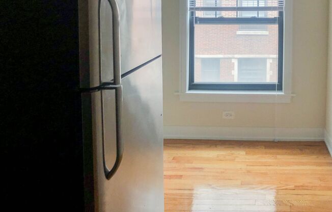 Studio, 1 bath, 435 sqft, $1,595, Unit 518-213