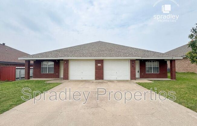 5004 B JOHN DAVID DR