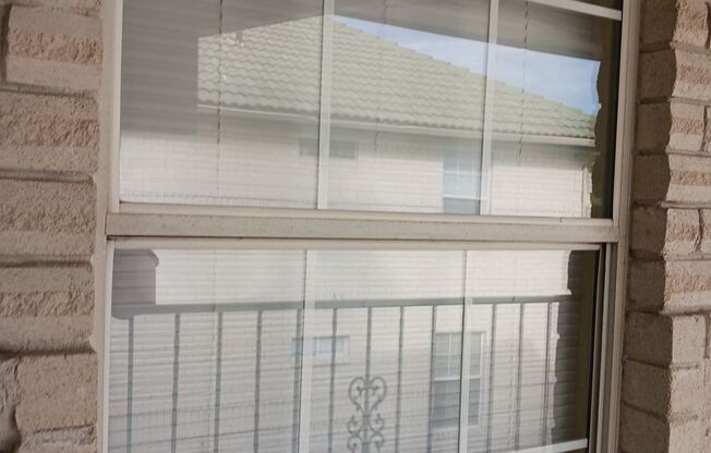 2 beds, 2 baths, 1,006 sqft, $875, Unit 80