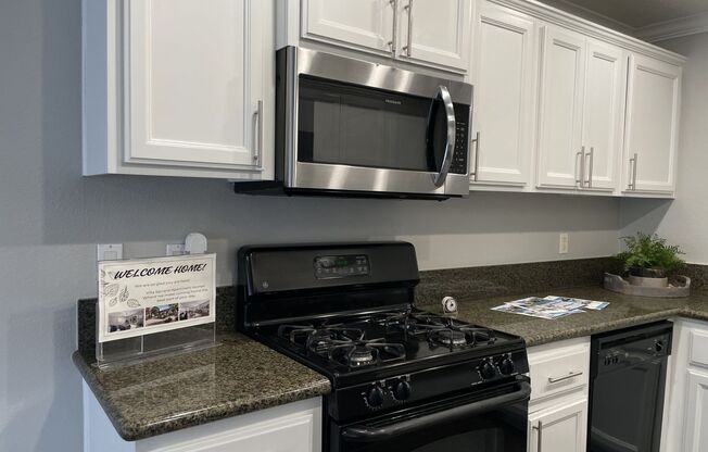 2 beds, 1 bath, 890 sqft, $2,650, Unit 0039