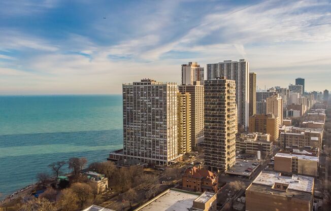 1 bed, 1.5 baths, 662 sqft, $2,495, Unit 14J