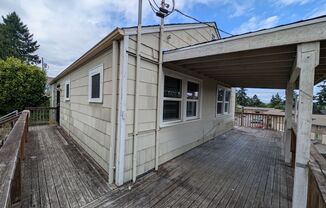 Manette View Apartment For Rent! Will Not Last Long! Available Now!