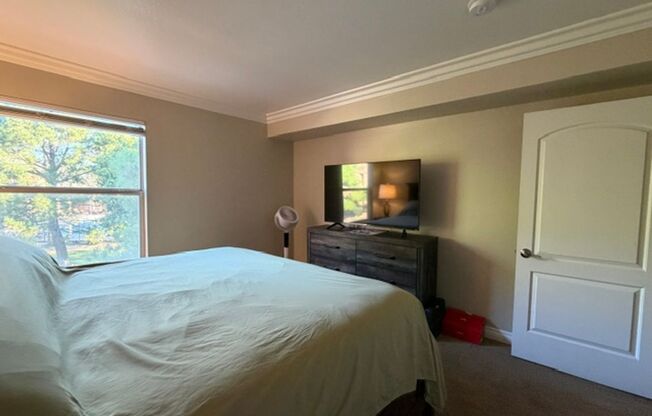 1 bed, 1 bath, $1,225, Unit # 2082