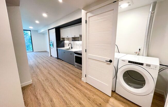 Studio, 1 bath, 600 sqft, $3,095, Unit 305 ADA
