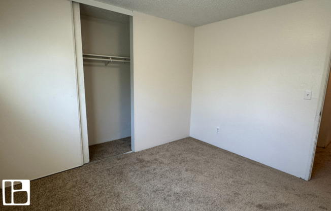 2 beds, 1 bath, 1,000 sqft, $1,295, Unit 11