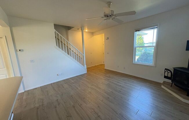 5th Street, 1309 - 1315