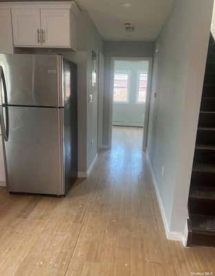 2 beds, 1 bath, $2,300