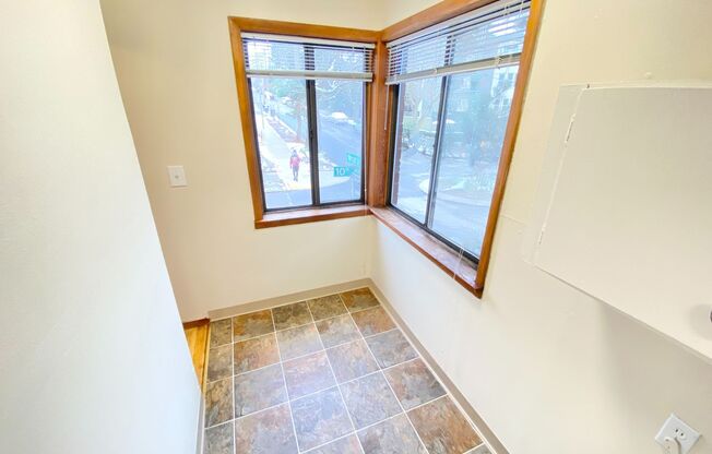 1 bed, 1 bath, 500 sqft, $1,395, Unit 02