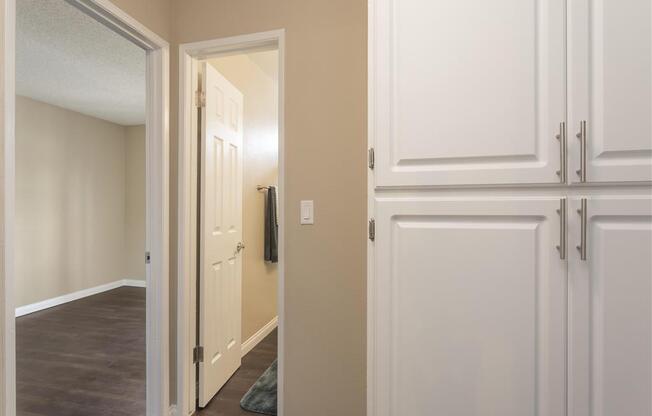 SpringTree Apartments Empty Apartment Hallway