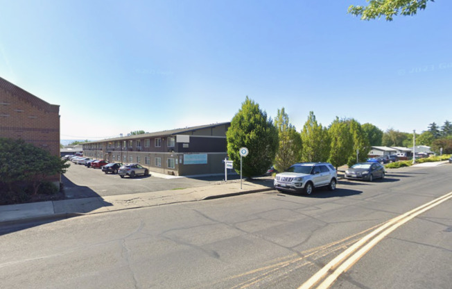 1 bed, 1 bath, $1,015, Unit 22