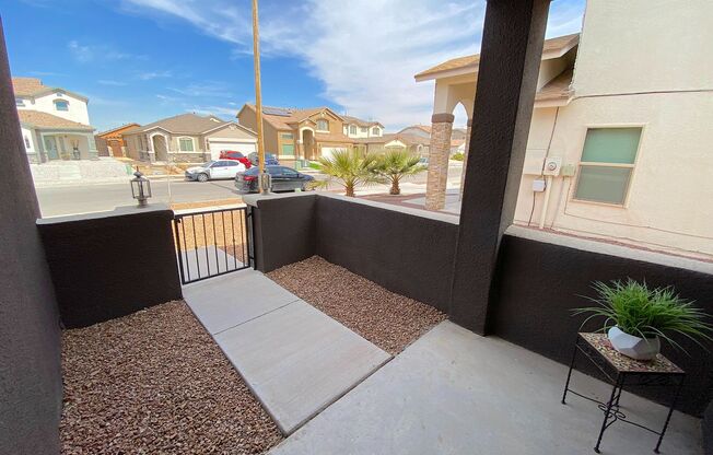 East El Paso 3 bed Refrig A/C