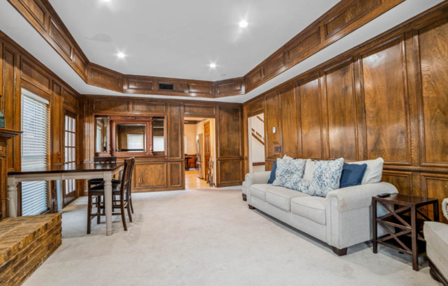 1429 BAFFIN BAY DR