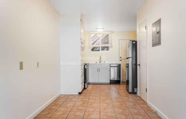 131 RUSSIA AVE