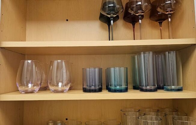 2 beds, 2 baths, 850 sqft, $2,900, Unit 314