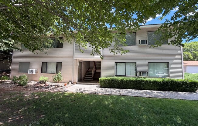 Skyview Apartments - 623 N. Baker St.
