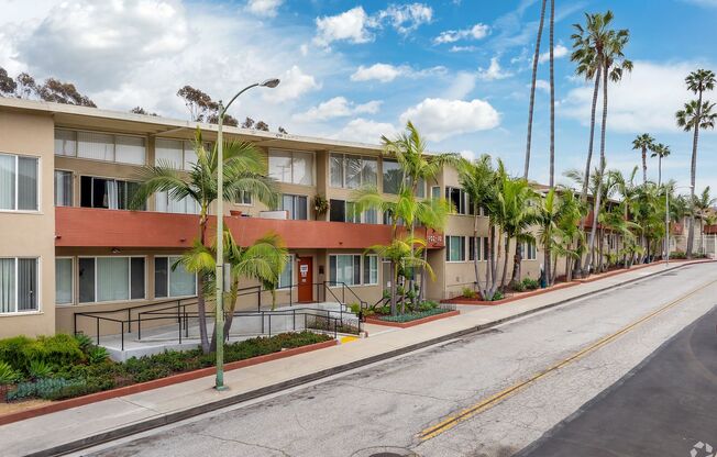 Keswick Court Apartments