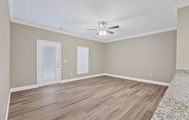 1 bed, 1 bath, 798 sqft, $900, Unit 233