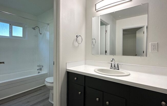 1 bed, 1 bath, 550 sqft, $1,395, Unit 65