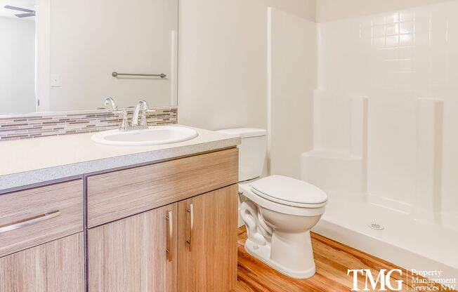 1 bed, 1 bath, 740 sqft, $1,625, Unit B230