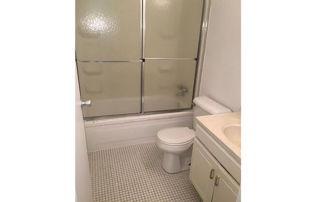 Studio, 1 bath, 425 sqft, $745, Unit 3060-101