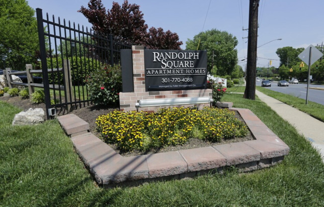 3 beds, 2 baths, 1,043 sqft, $2,500, Unit 5311 #3