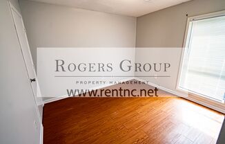 1 bed, 1 bath, $825, Unit 328 Hazelwood Circle