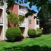 2 beds, 1 bath, 895 sqft, $1,770, Unit S203