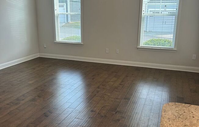 Greenville, 3BD/2.5, 1641SF