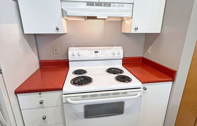 1 bed, 1 bath, 609 sqft, $1,262, Unit 408