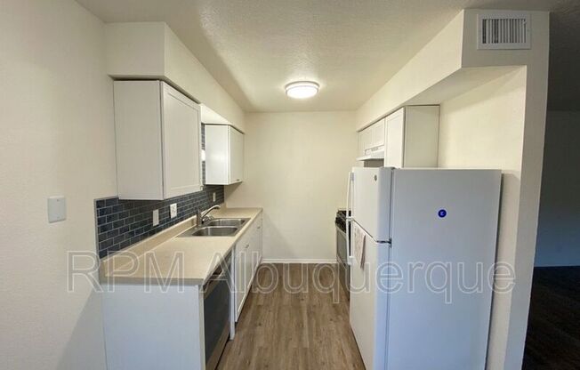 12120 Menaul Blvd NE