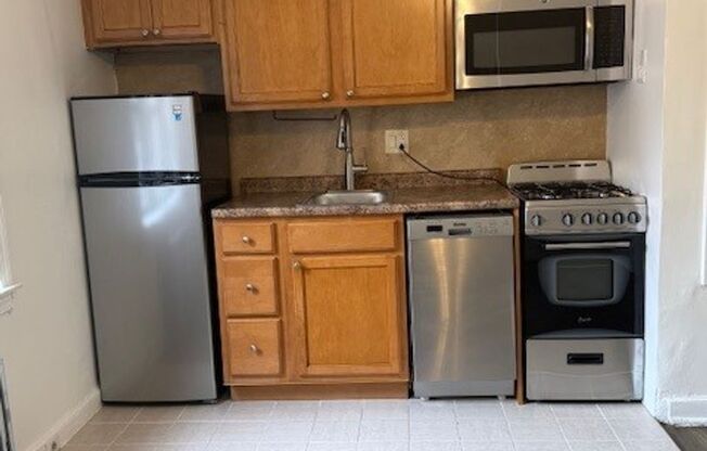 1 bed, 1 bath, $1,425, Unit #A301