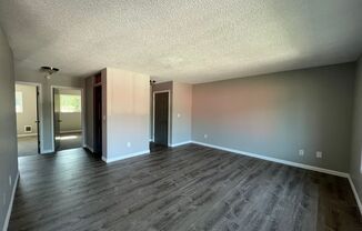 2 beds, 1 bath, 850 sqft, $1,300, Unit 15