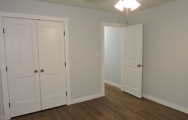 2 beds, 1 bath, $1,250, Unit UNIT A