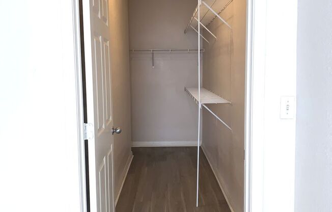 2 beds, 2 baths, $1,950, Unit Unit 432