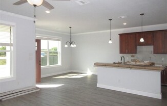 2111 JAX DR