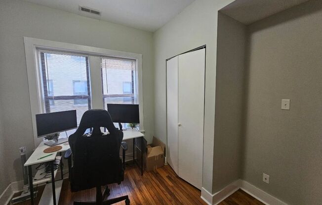 2 beds, 1 bath, 775 sqft, $1,725, Unit 3010-2N